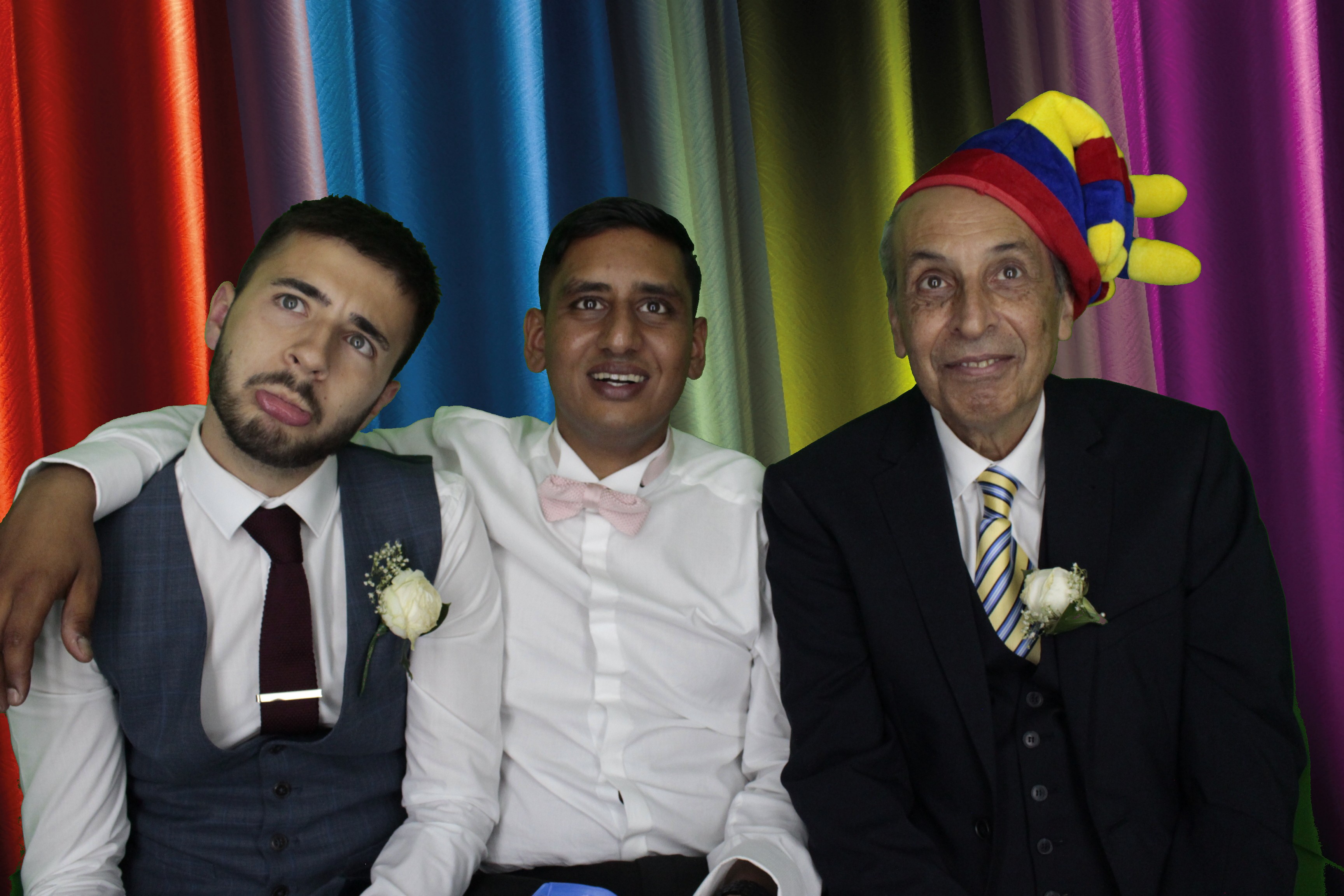 Bhavin & Yasmin’s Wedding | View more photos from the event at gallery.myphotoboothexperience.co.uk/u/MyPhotoBoothExperienceLtd/Bhavin-Yasmin’s-Wedding